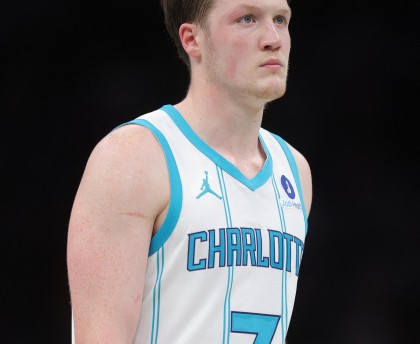 明升体育-新秀Kon Knueppel投进273记三分，NBA历史没人做到过